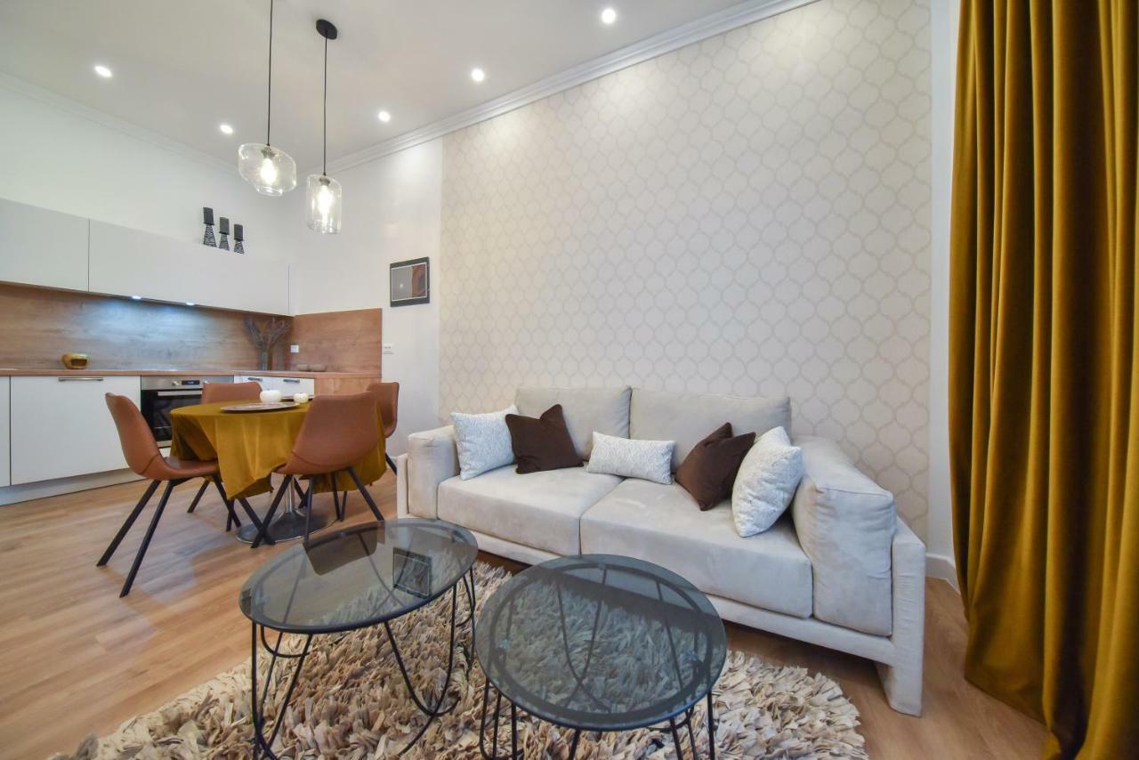 Center Simeon Apartment 자다르 외부 사진
